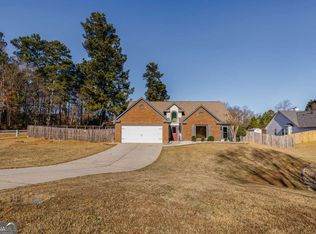5790 Newberry Point Dr, Flowery Branch, GA 30542
