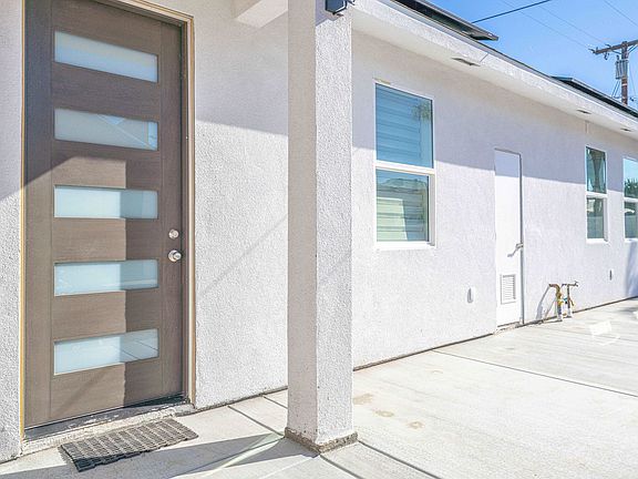 2nd image of 2720 Martha Ave