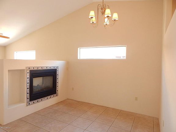 4th image of 2318 W Silver River Way