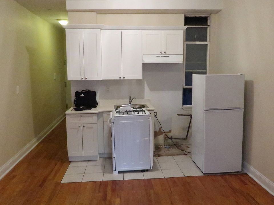 1st image of 1829 Madison Ave #4C