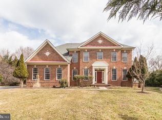 12501 Viewside Dr, Gaithersburg, MD 20878