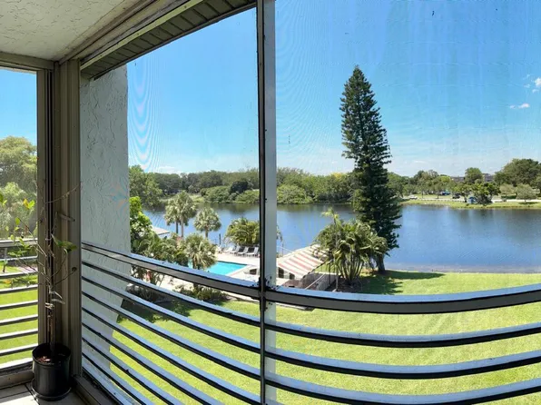 9440B Poinciana Pl #404, Fort Lauderdale, FL 33324