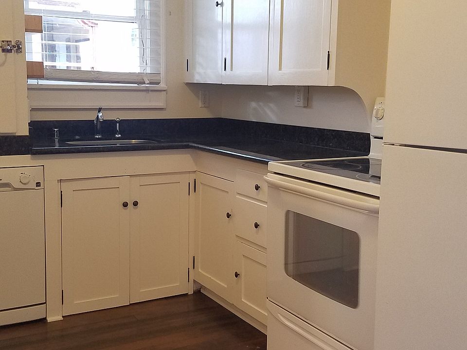 1st image of 2919 Franklin Ave E APT 5