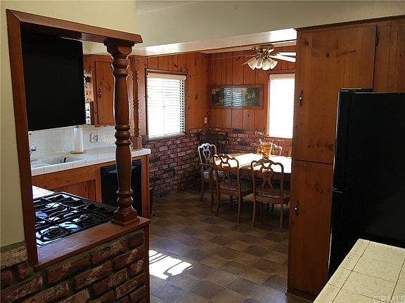 4th image of 10152 Eldora Ave