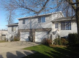 13073 Westland Ct, Holland, MI 49424