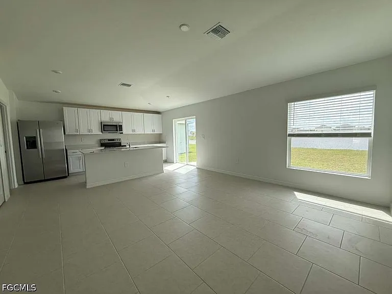 11918 Savanna Lakes Blvd — Photo 6