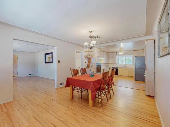 417 Alvarado Dr NE, Albuquerque, NM 87108