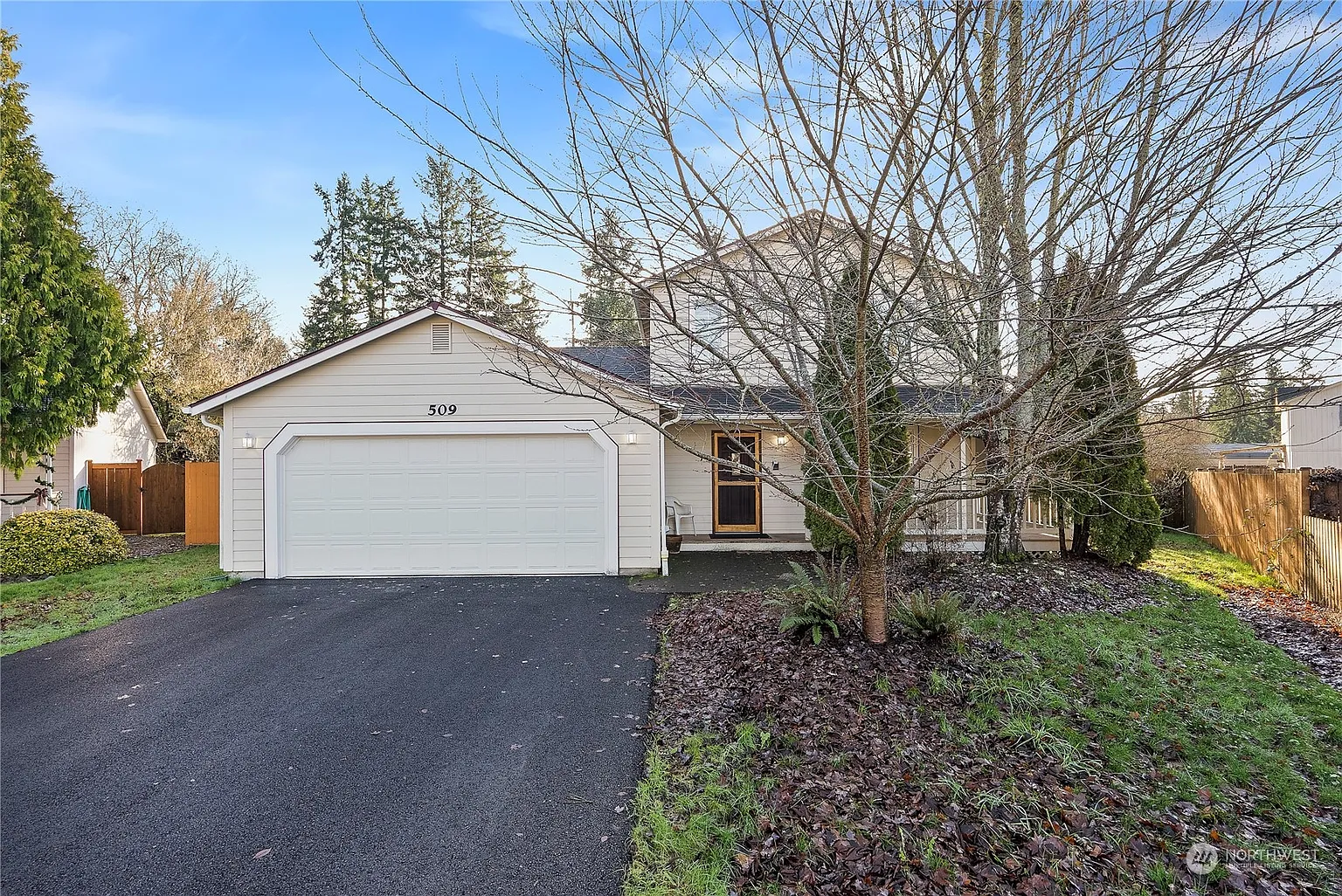 509 Burnham Court SE photo 1