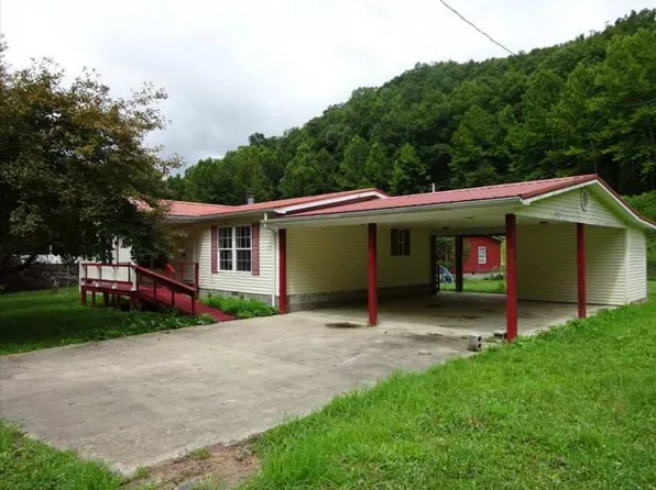 429 Rocky Top Hl, Louisa, KY 41230