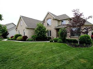 8809 Jimson Ct, Sylvania, OH 43560