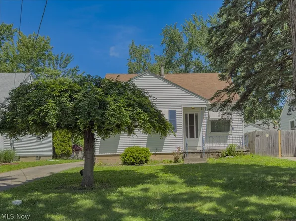 626 Princeton Ave, Elyria, OH 44035