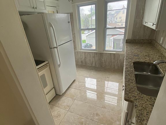 2nd image of 10229 Ignatius Ave #2