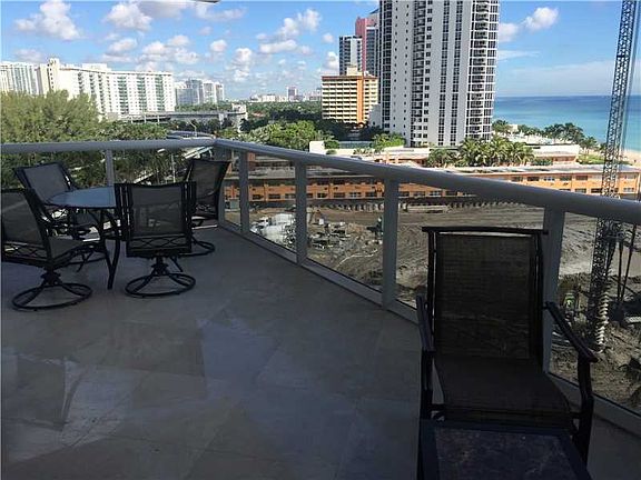 3rd image of 18911 Collins Ave APT 907