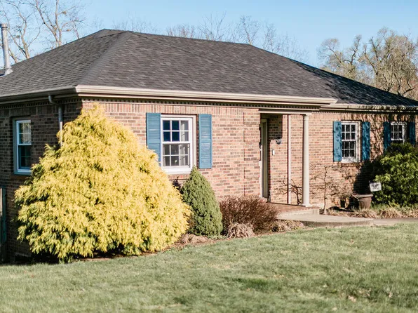 509 Garden Springs Dr, Mount Sterling, KY 40353