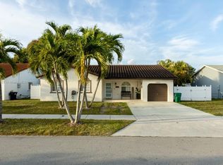 15231 SW 177th Ter, Miami, FL 33187