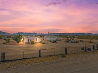 1105 S Cibola Rd, Golden Valley, AZ 86413