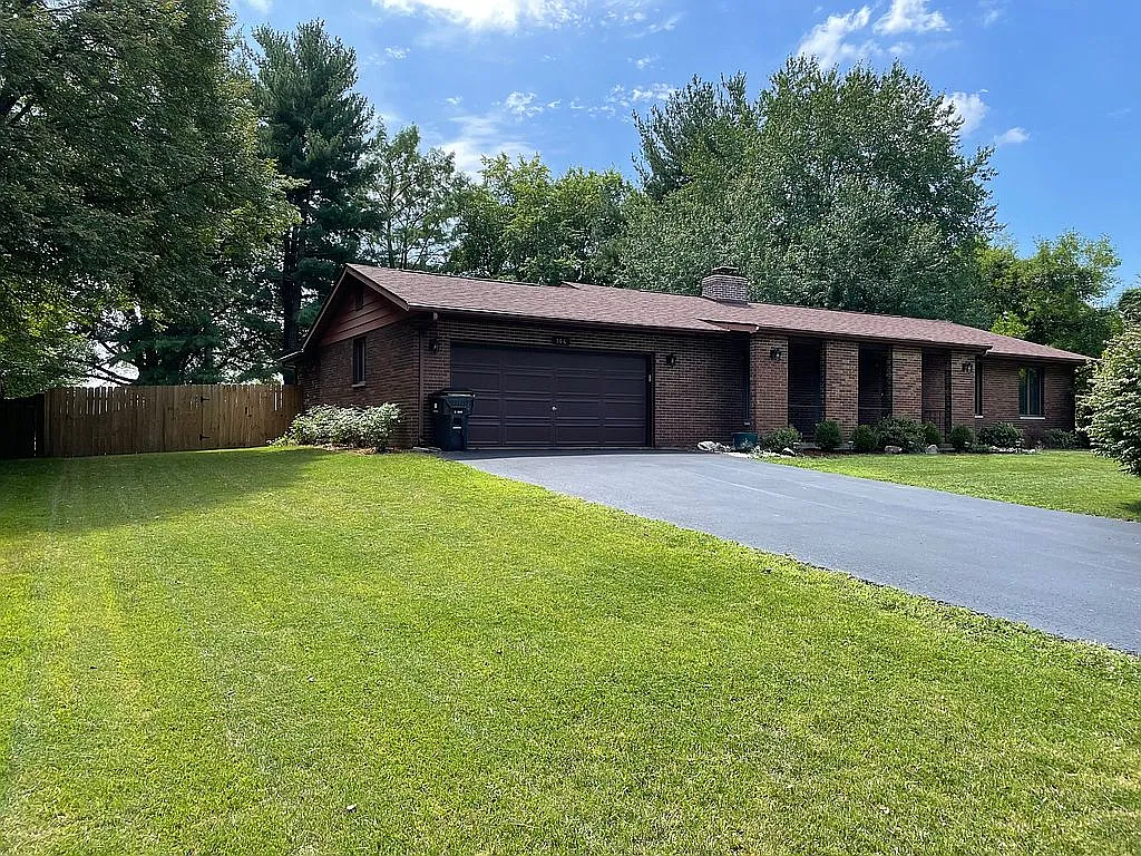 144 Forestview Dr photo 1