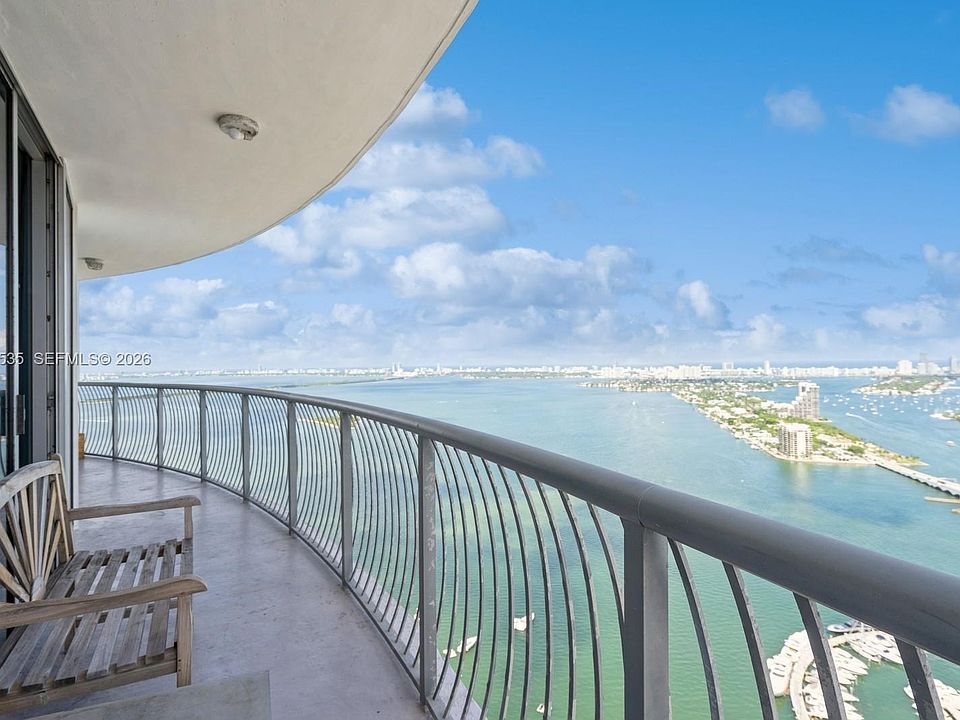 1st image of 1750 N Bayshore Dr APT 4702