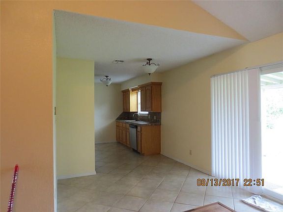 4th image of 6317 Plainview Dr