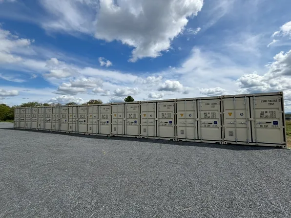 395 Moosehead Trl, Newport, ME 04953