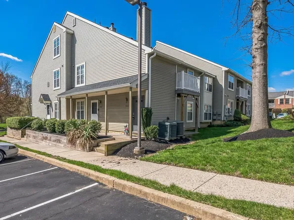 704 E Parker St #C1, Langhorne, PA 19047