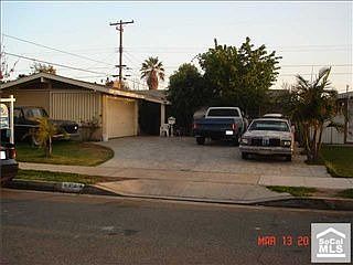 2nd image of 1306 E Banyan Ave