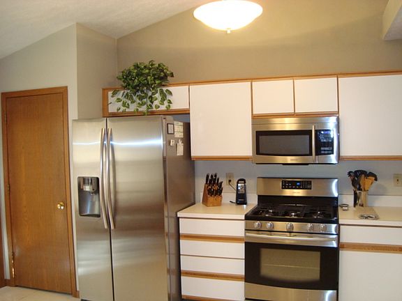4th image of 967 Jimson Ct