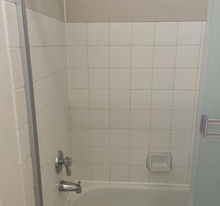 1st image of 600 W Grove Pkwy APT 2192