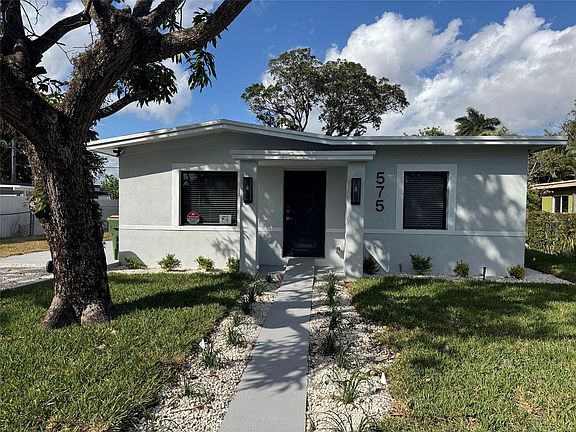3rd image of 575 NW 139th Terrace