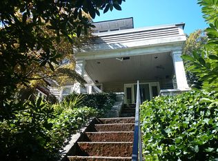 925 19th Ave E, Seattle, WA 98112