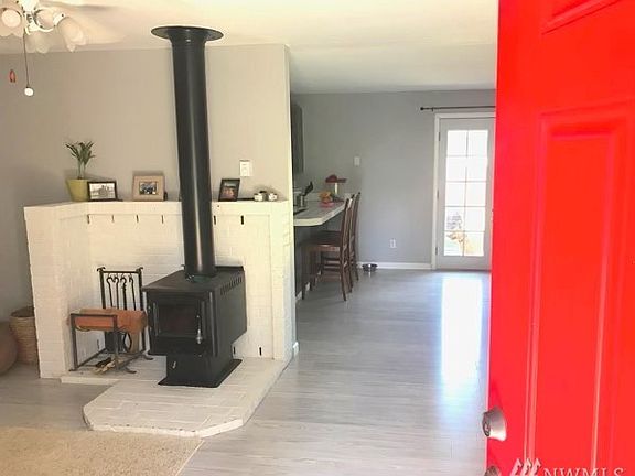 5th image of 11290 Elder Ave SW