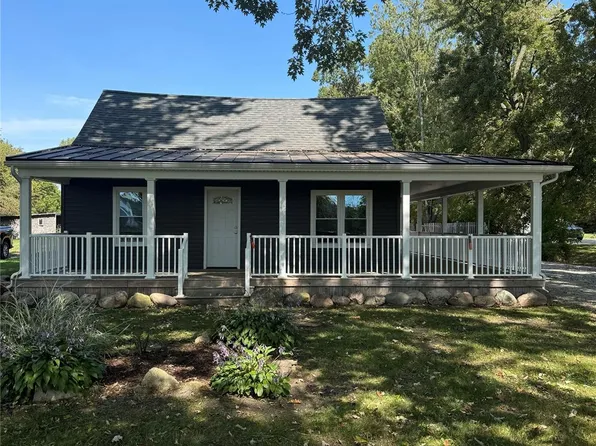 32736 Sibley Rd, Romulus, MI 48174