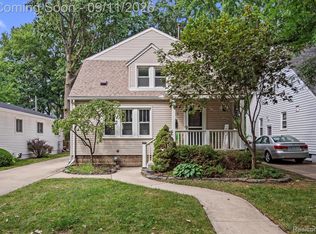 915 E 6th St, Royal Oak, MI 48067