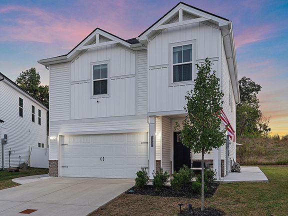 3rd image of 4440 Skyridge Dr