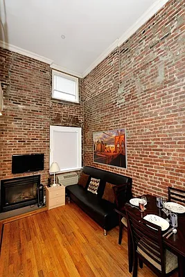 Rented by Eisenberg Exclusives | media 60