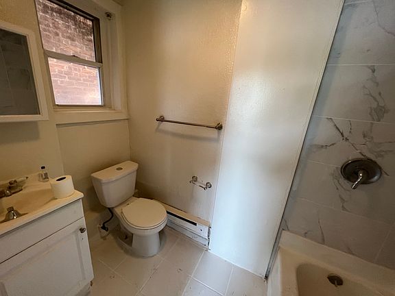 4th image of 104 S Essex Ave #1E