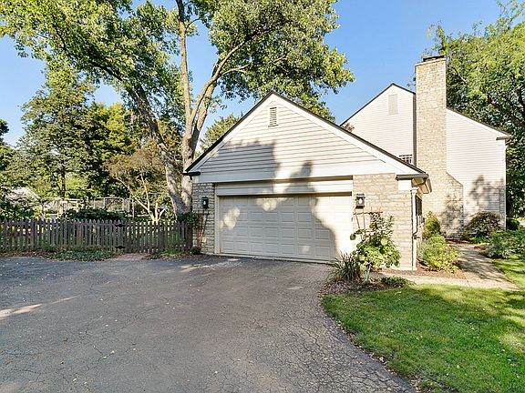 5th image of 1140 Regency Dr