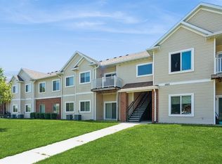 1825 SW White Birch Cir UNIT 10, Ankeny, IA 50023