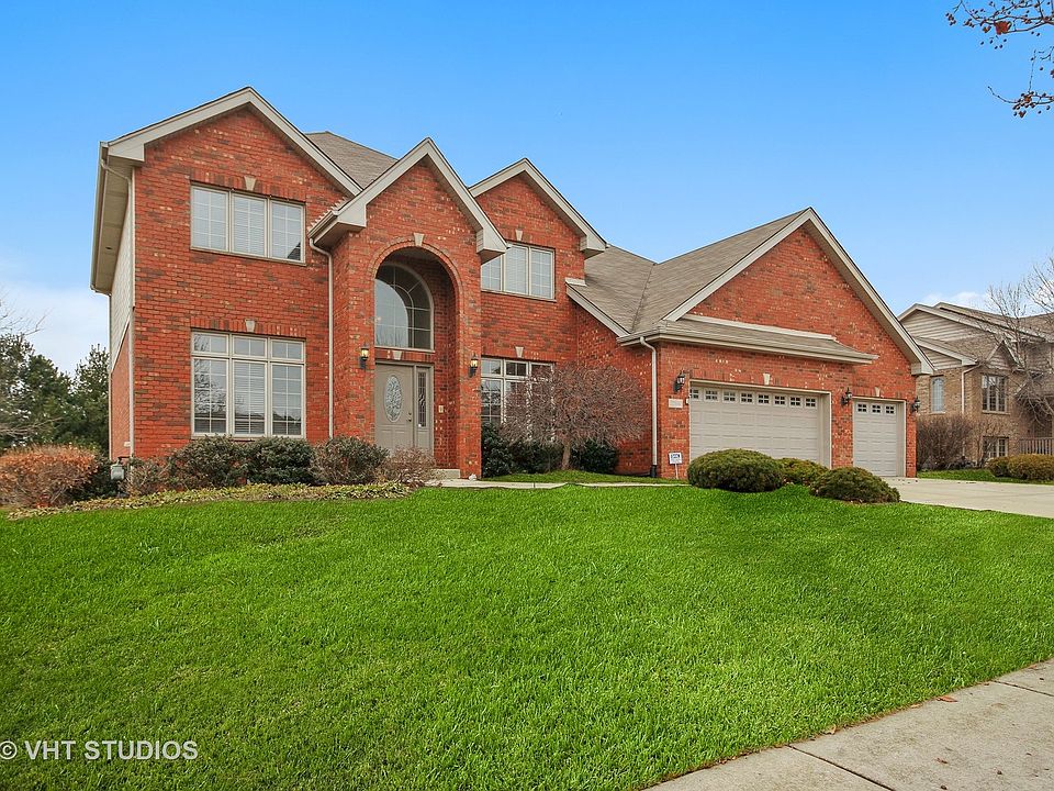 1st image of 22540 Parkview Ln