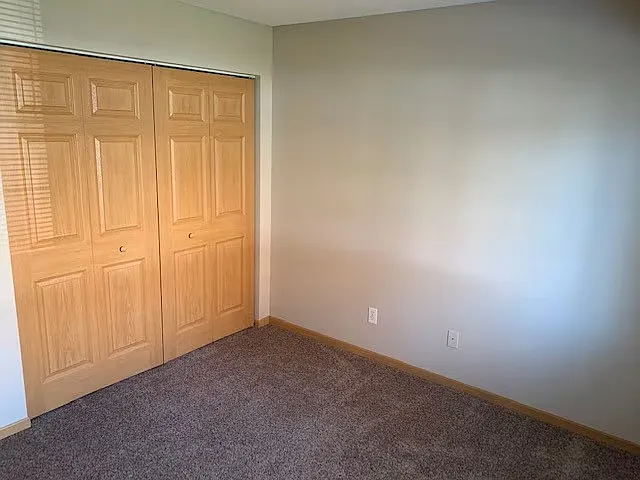 Crown Apartments — Photo 18