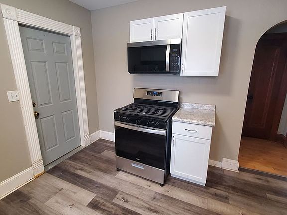 5th image of 1528 Whiterock Ave #1528