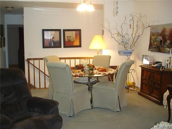 3rd image of 25117 Heritage Ct