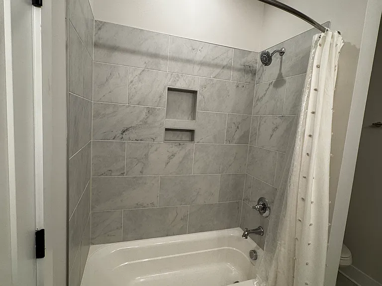 110 Wesser St — Photo 28