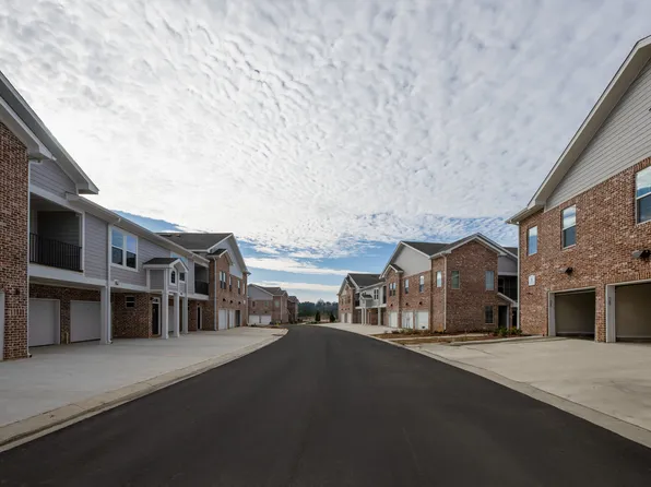 Arbor Blvd at Canopy