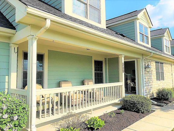 3rd image of 43 Glen Mawr Cir