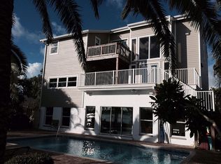 393 12th Ave, Indian Rocks Beach, FL 33785