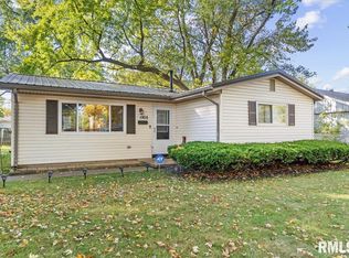 1905 Greentree Rd, Springfield, IL 62703