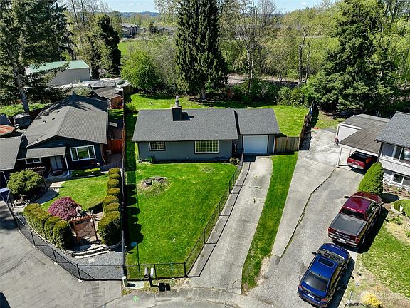 4th image of 14614 54th Drive NE