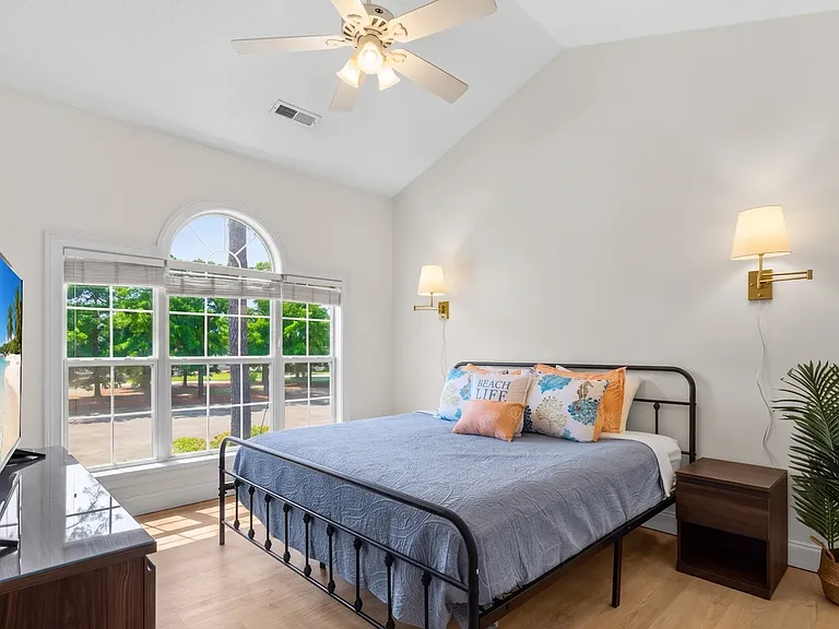 4627 Wild Iris Dr — Photo 6