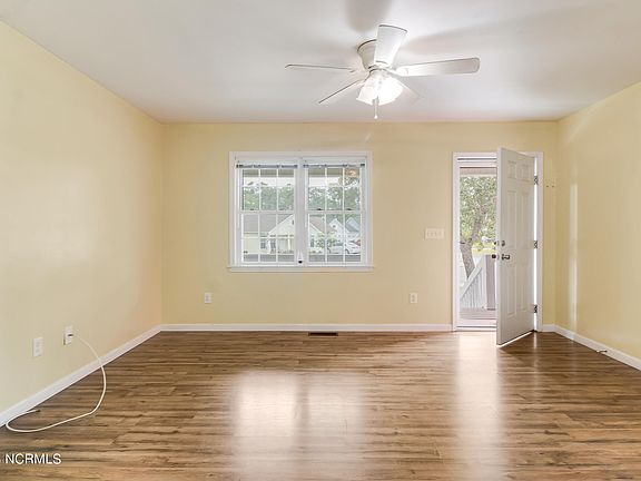 5th image of 4471 Pinewood Village Drive SE